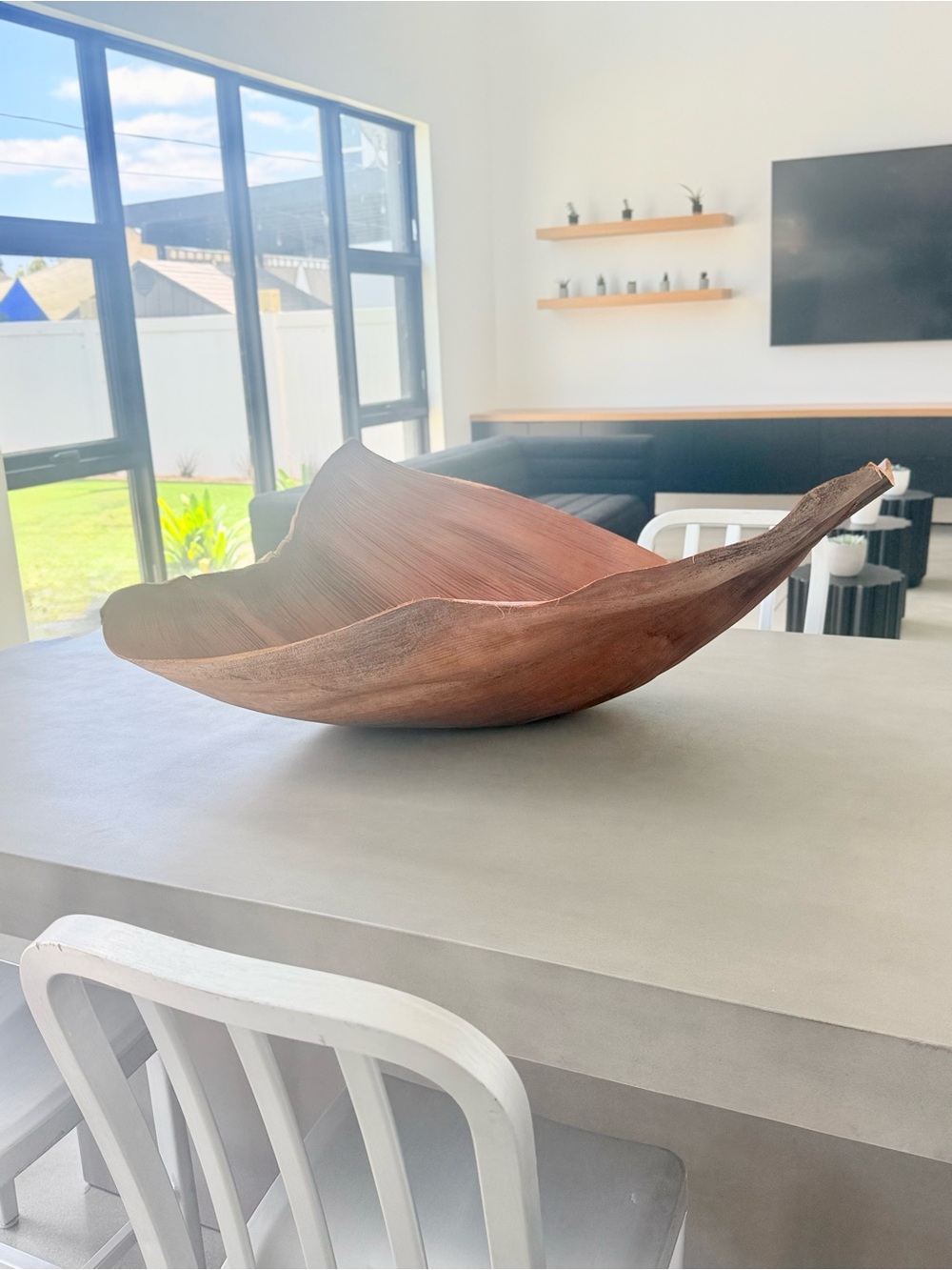 Custom Palm Branch Centerpiece - Beautiful and Modern Design